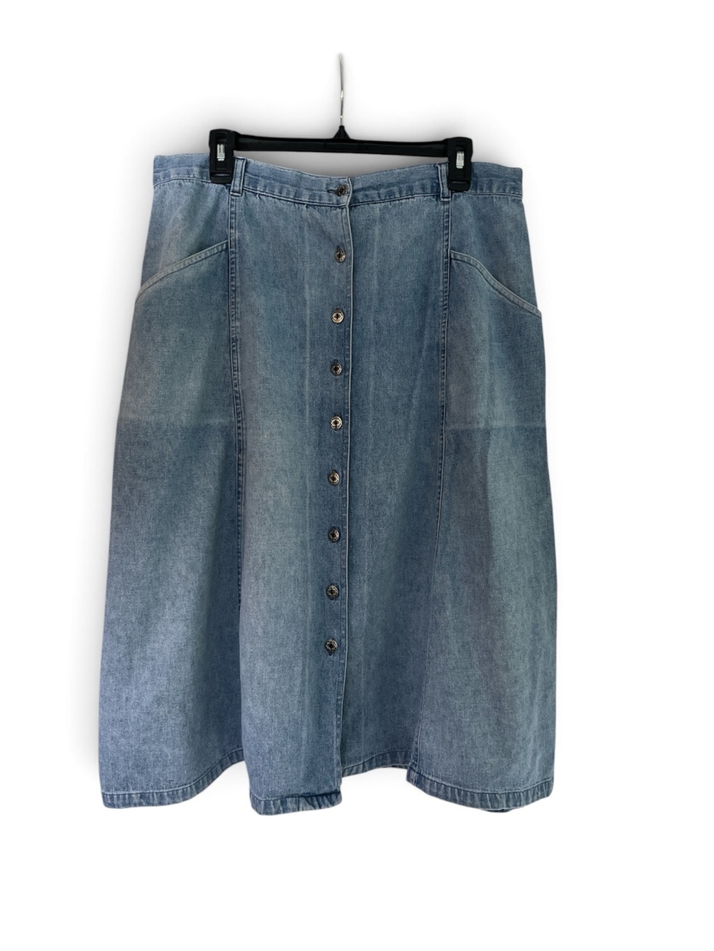 Vintage Classic Button-Front Denim Midi Skirt